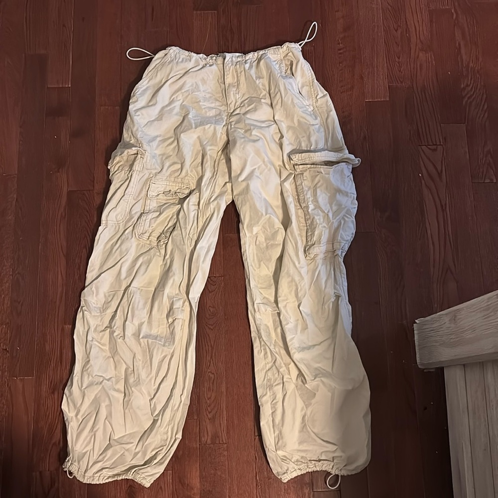 BDG Urban Outfitters  Baggy low rise tech Cargo Pants Women’s Size: Small - Picture 2 of 10
